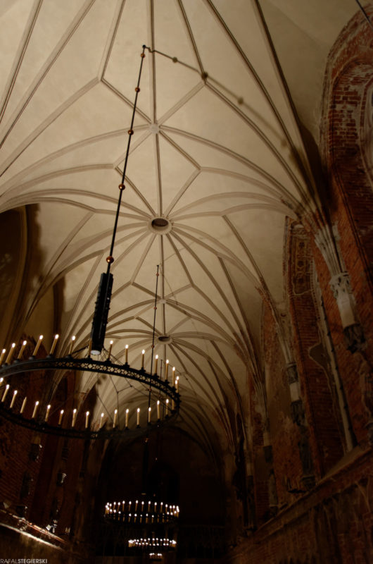 Zamek w Malborku nocą