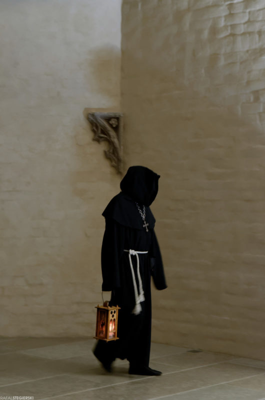 Zamek w Malborku nocą